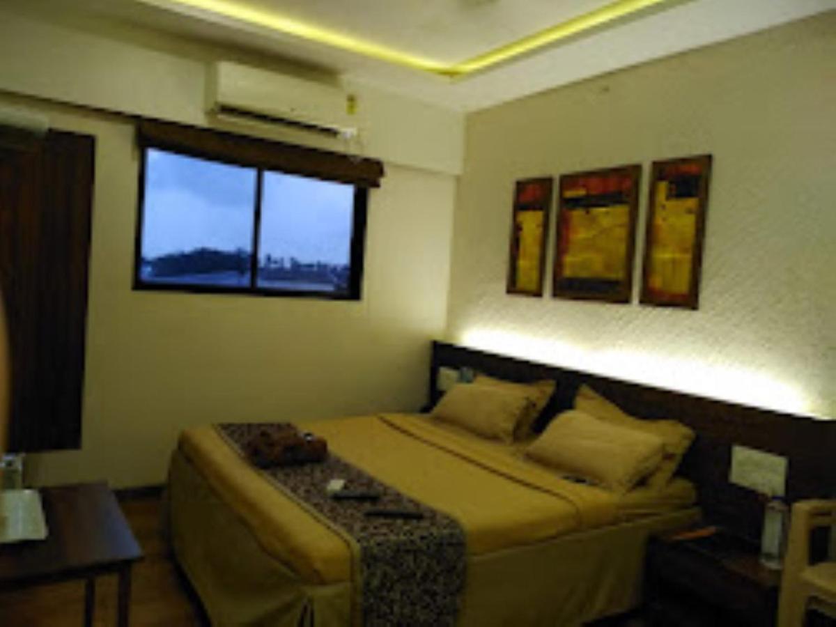 Hotel Maratha Residency,Ратнагири Экстерьер фото